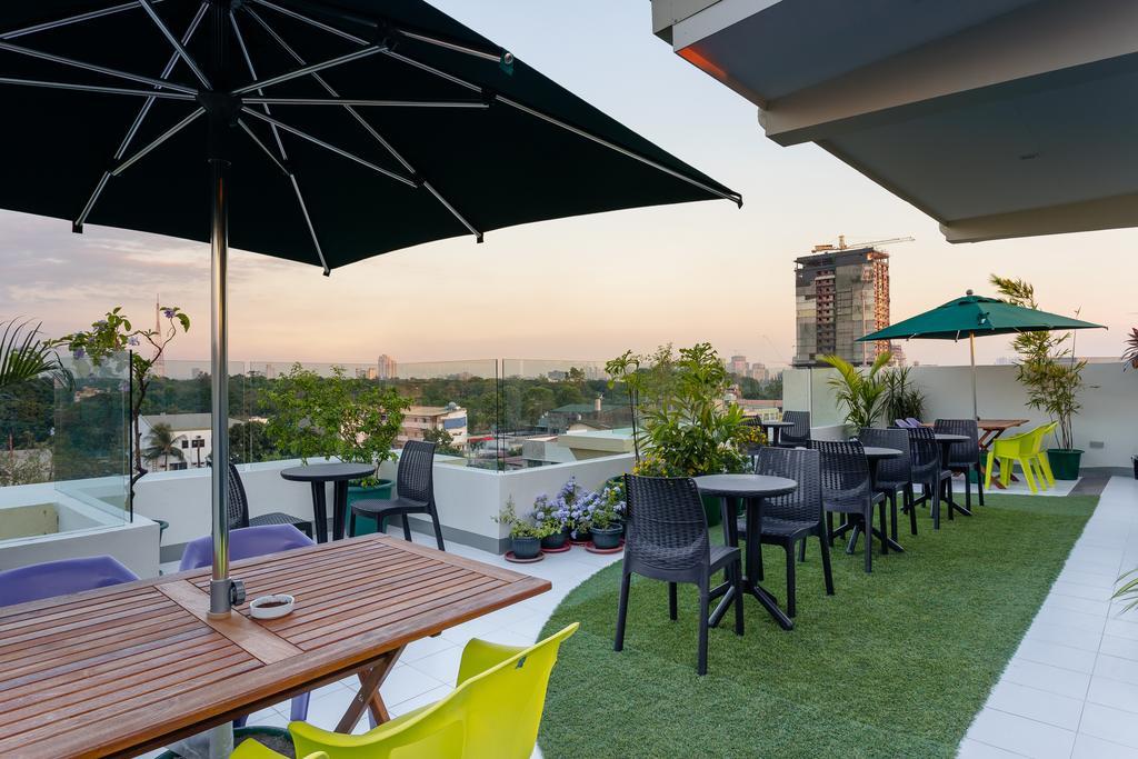 H Hotels - Metro North Uno Quezon City Exterior photo
