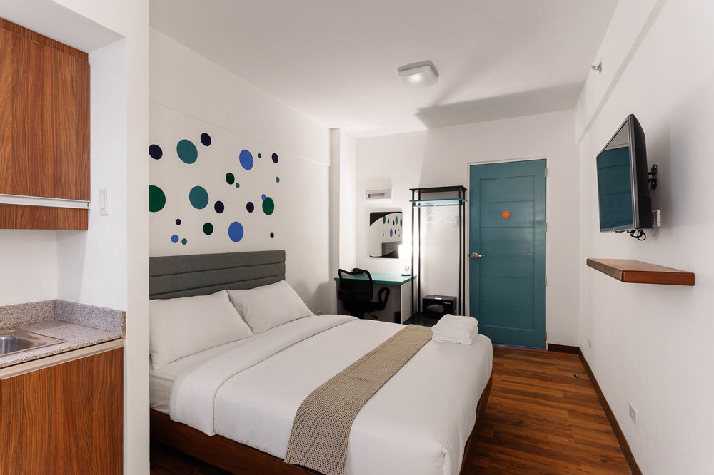 H Hotels - Metro North Uno Quezon City Exterior photo